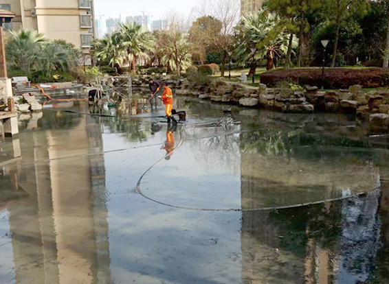 临漳景观池淤泥清理